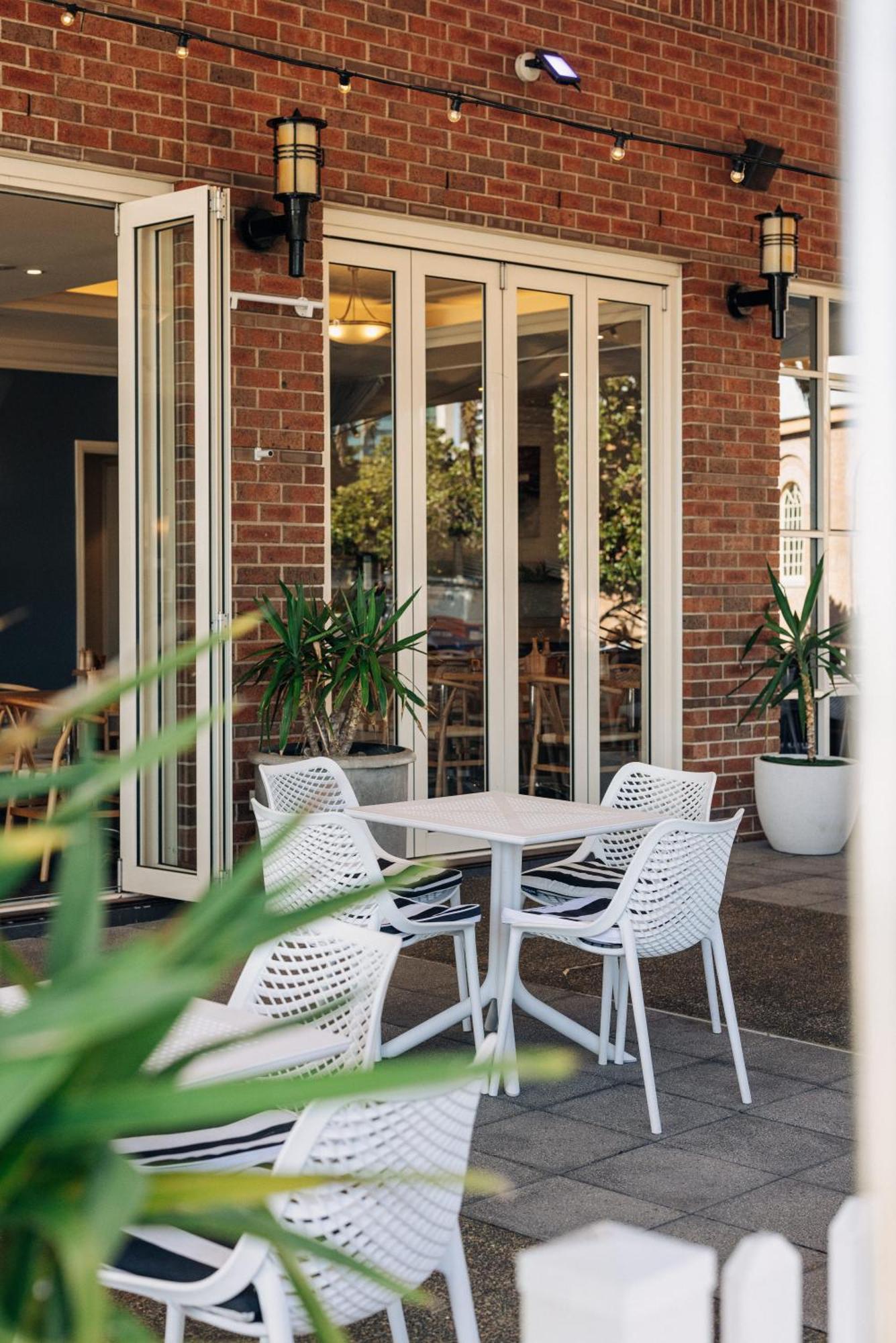 Rydges Newcastle Hotel Exterior foto